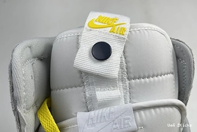 5165 Switch CW6576- Light Air Flexible High Jordan Smoke 197 1 1110